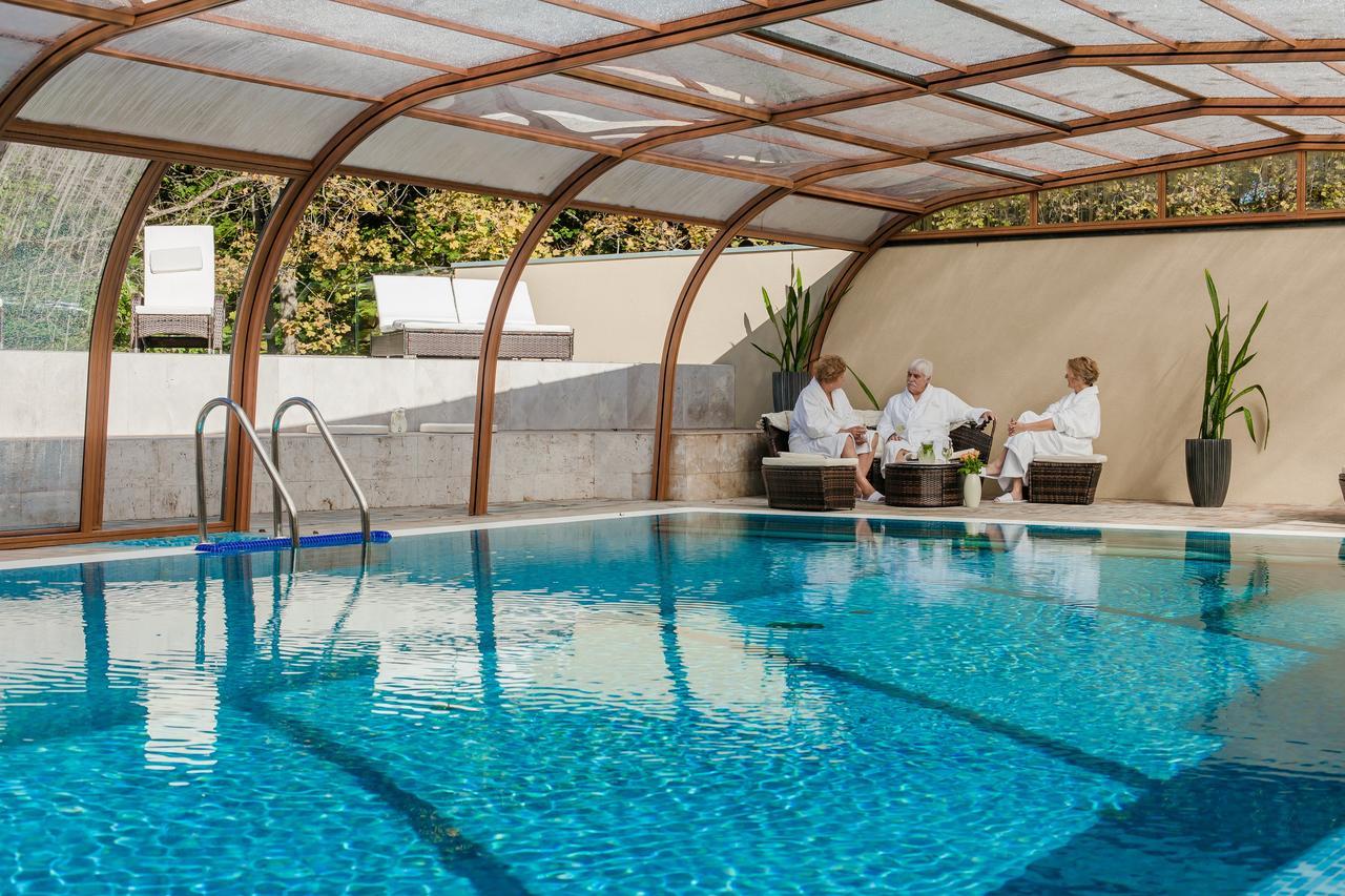 Csitár Fonix Wellness Resort מראה חיצוני תמונה