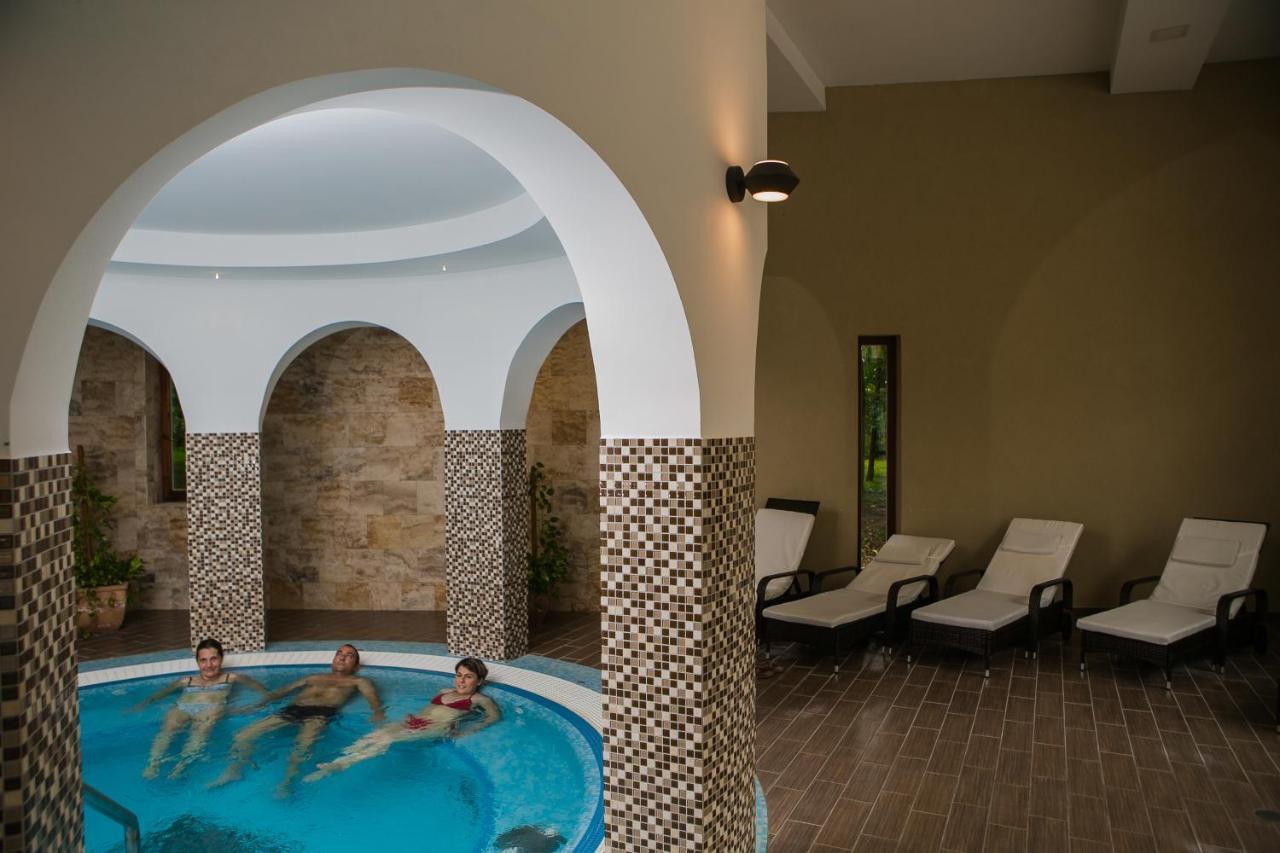 Csitár Fonix Wellness Resort מראה חיצוני תמונה